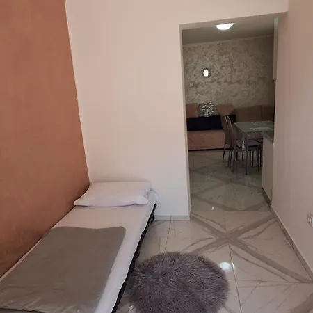 Zale Zára